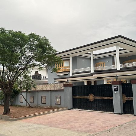 Royal Executive Inn Guest House Islamabad Ngoại thất bức ảnh