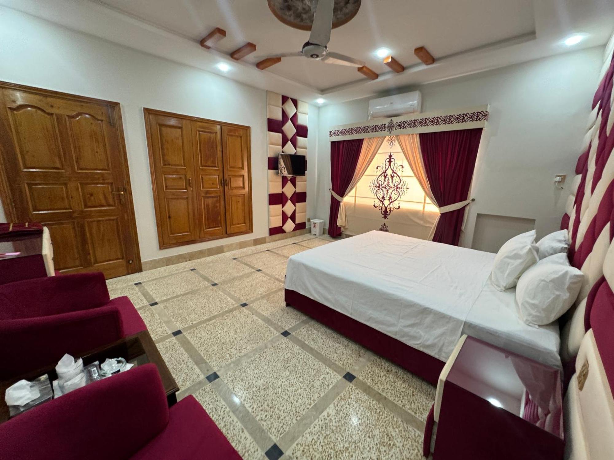 Royal Executive Inn Guest House Islamabad Ngoại thất bức ảnh